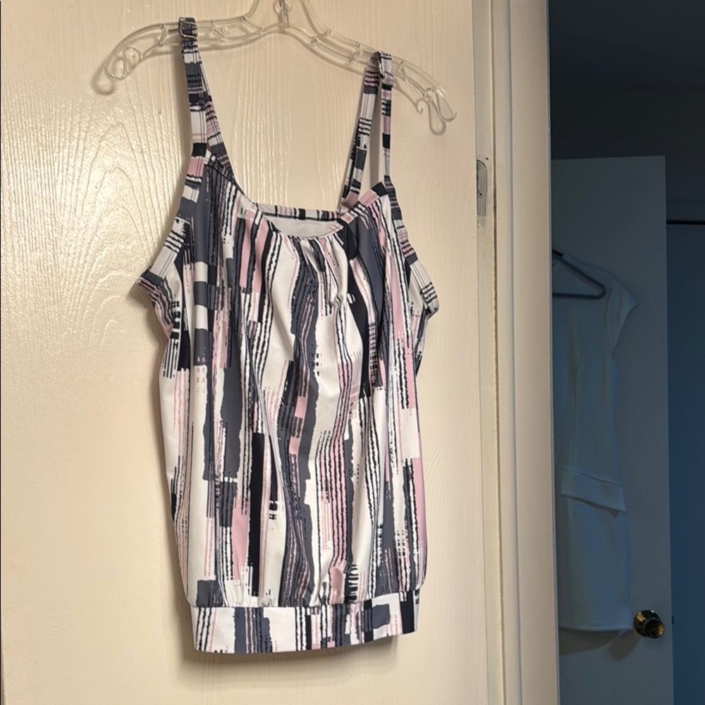 Stylish Women's Abstract Tank Top